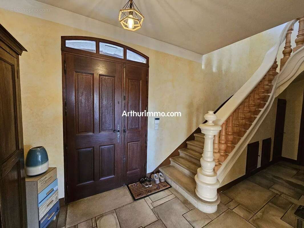 Maison à TRANS-EN-PROVENCE