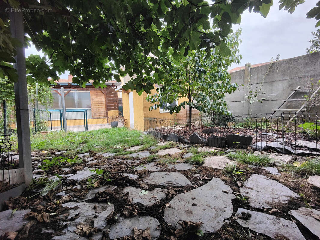 Maison à SAINTE-FLORINE