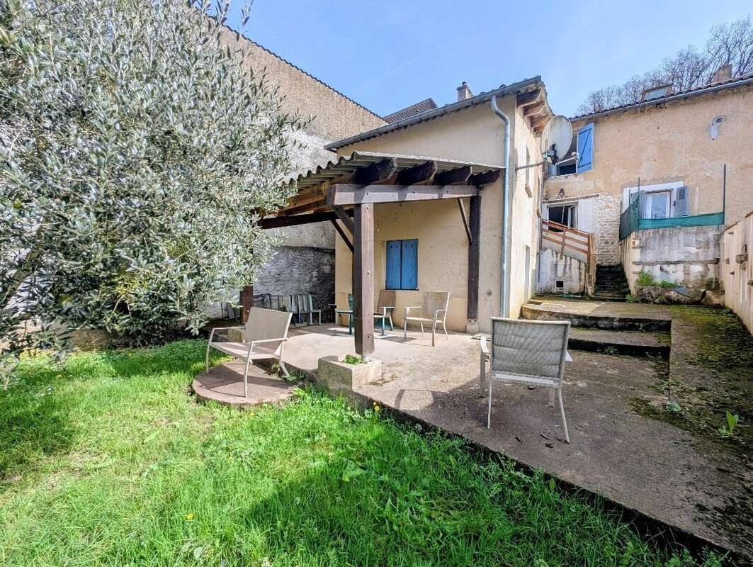 Maison à BUXEROLLES