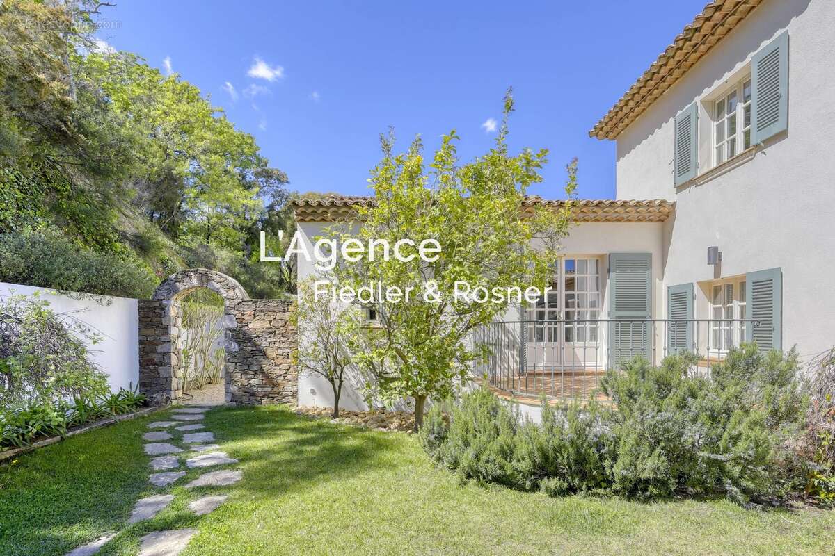 Maison à RAMATUELLE