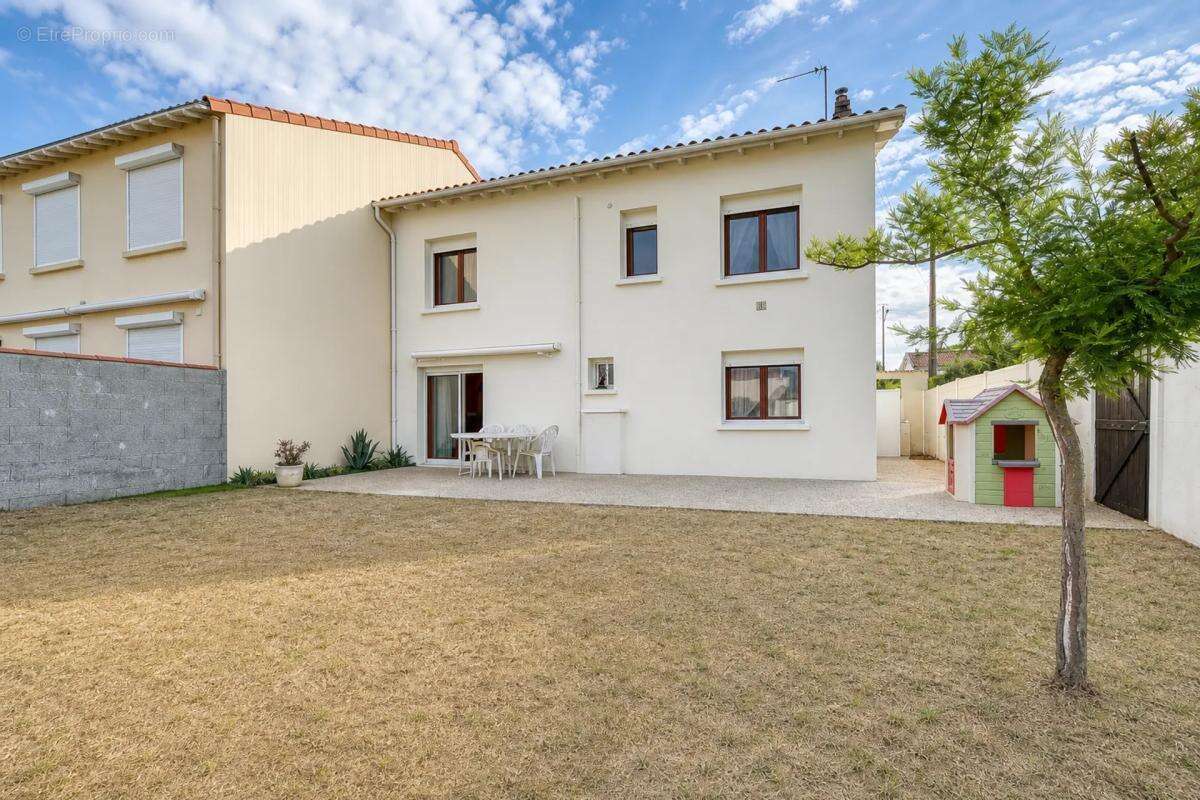 Maison de 6 pièces de 127 m² à Châtelaillon-Plage - photo 15