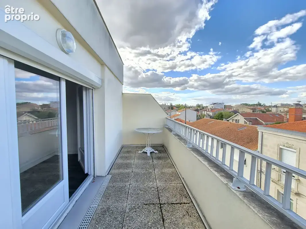 Photo Appartement à Bordeaux au prix de 77 760€