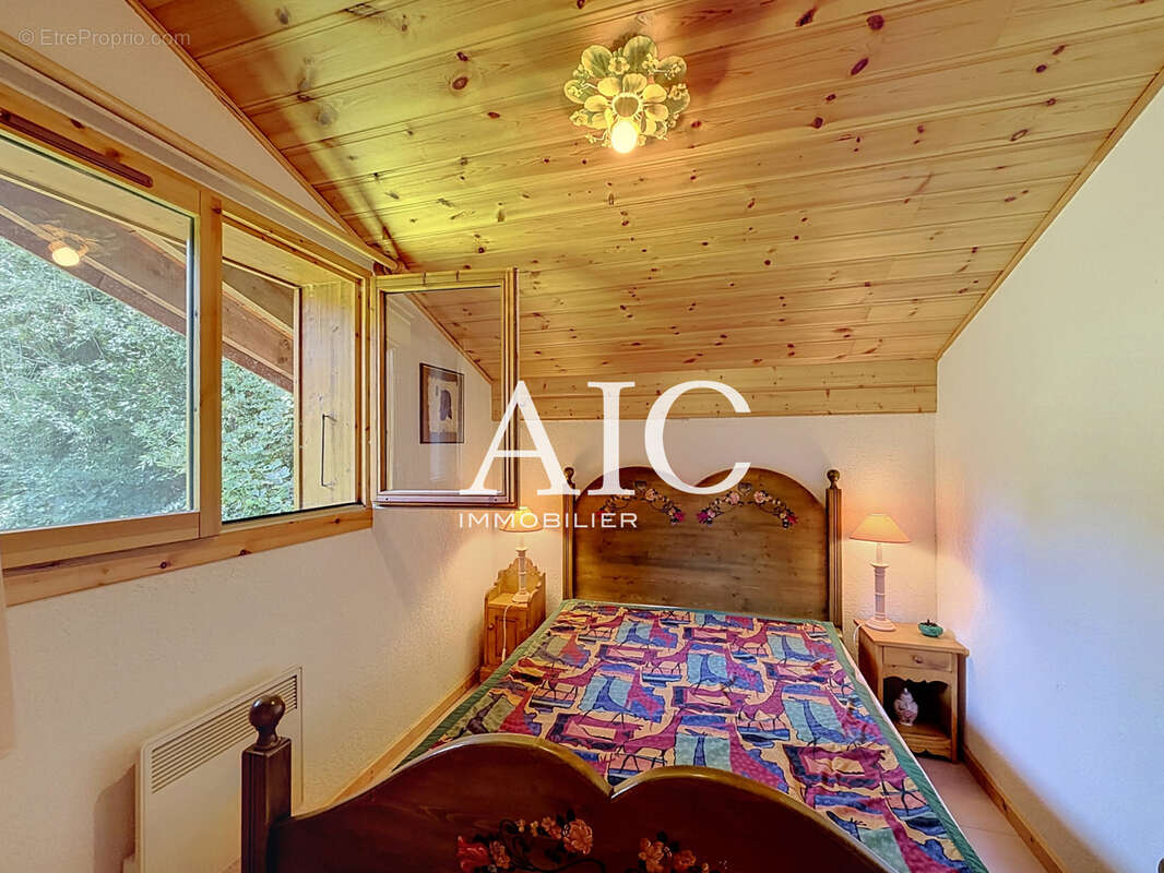 Appartement duplex avec balcon et vue imprenable sur le Mont Blanc - photo 12