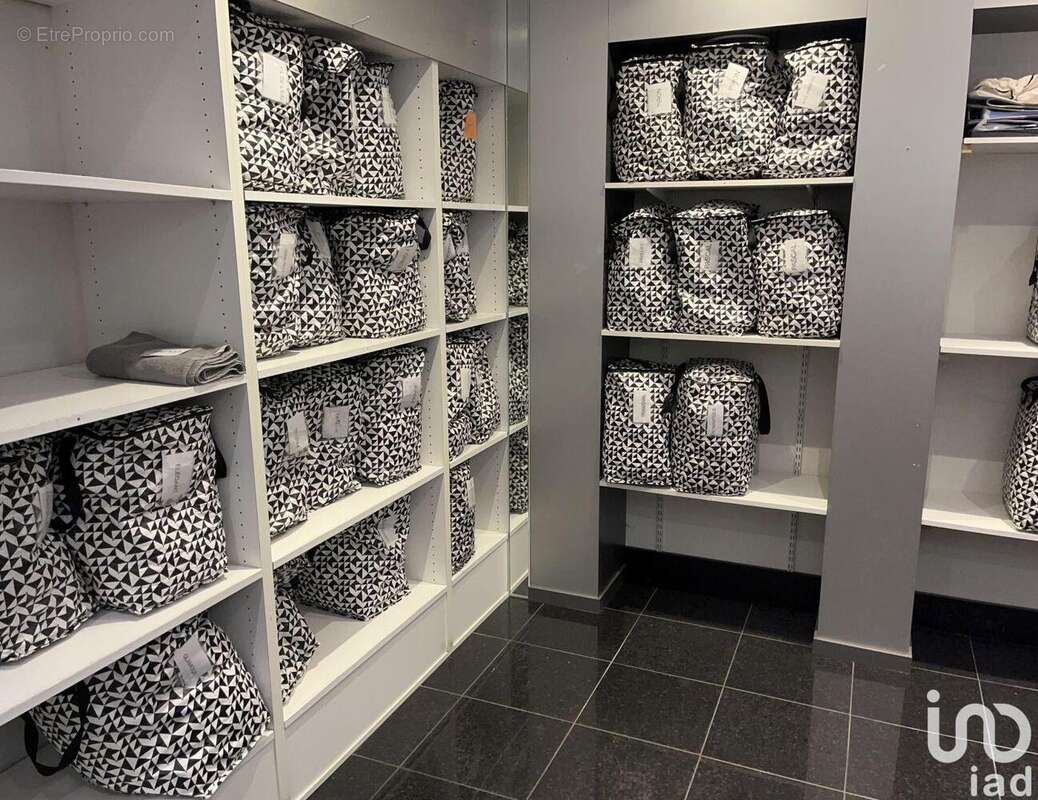 Photo 6 - Commerce à DIJON