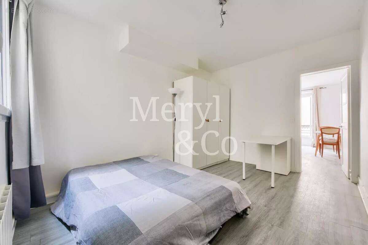 Appartement à PARIS-17E