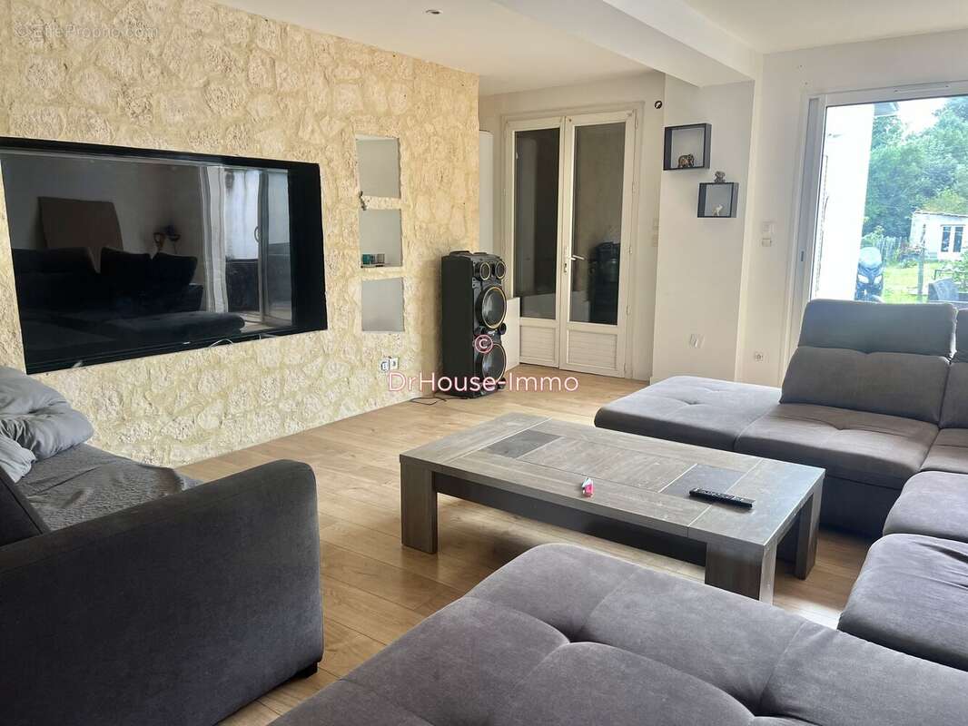Maison à VILLENAVE-D'ORNON