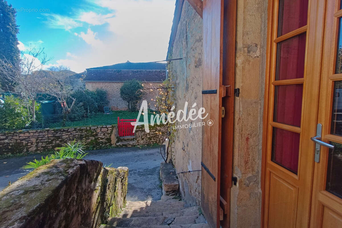 Maison à SAINT-MEDARD-DE-PRESQUE