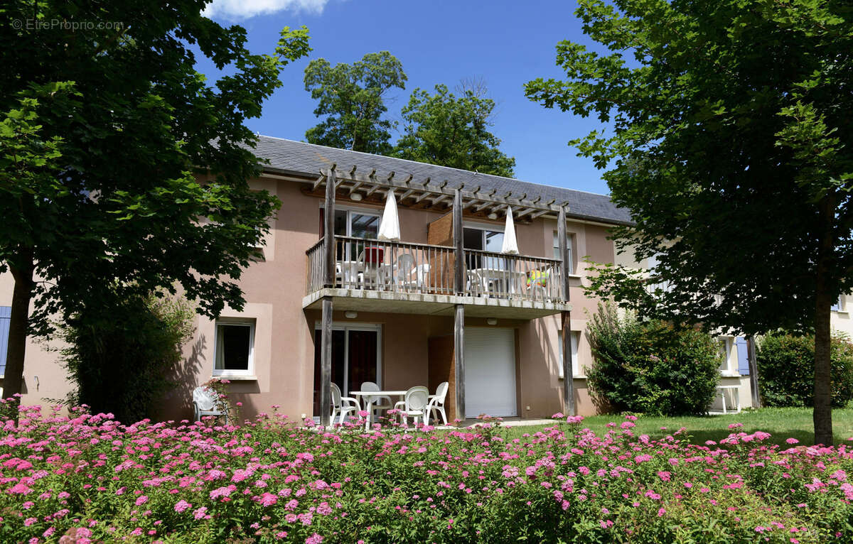 Placement immobilier- 2 pieces cabine - residence le hameau du lac - photo 2