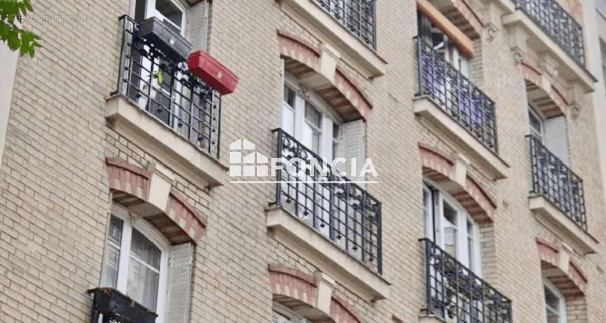 Appartement à PARIS-19E
