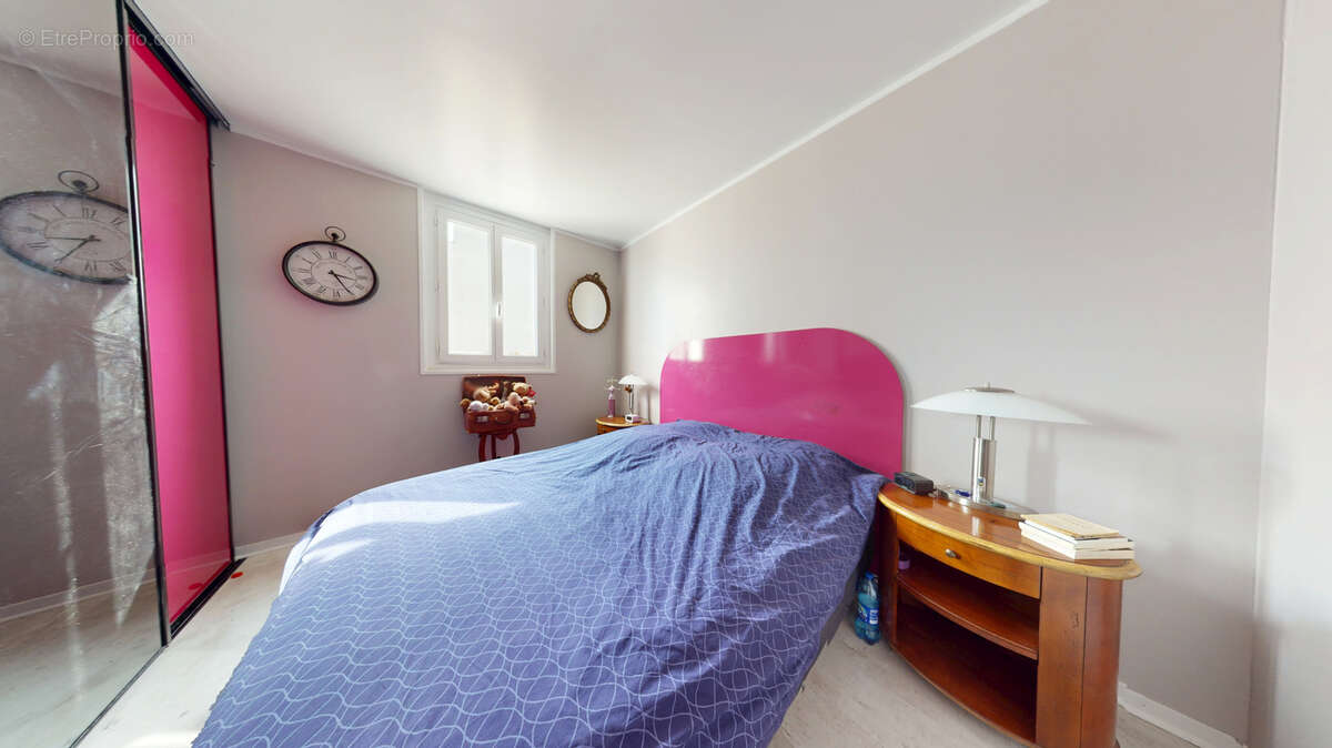 Appartement à HOUILLES