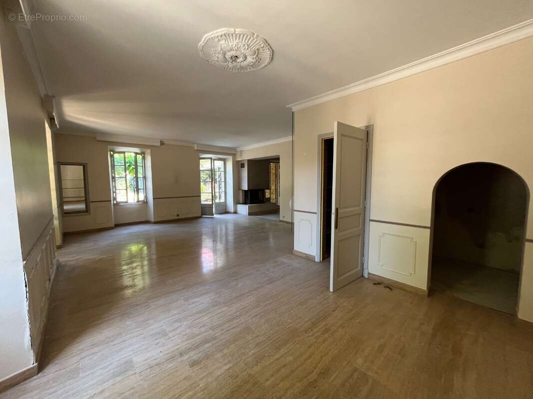 SEJOUR/SALON LOGEMENT 1 - Maison à VACQUEYRAS