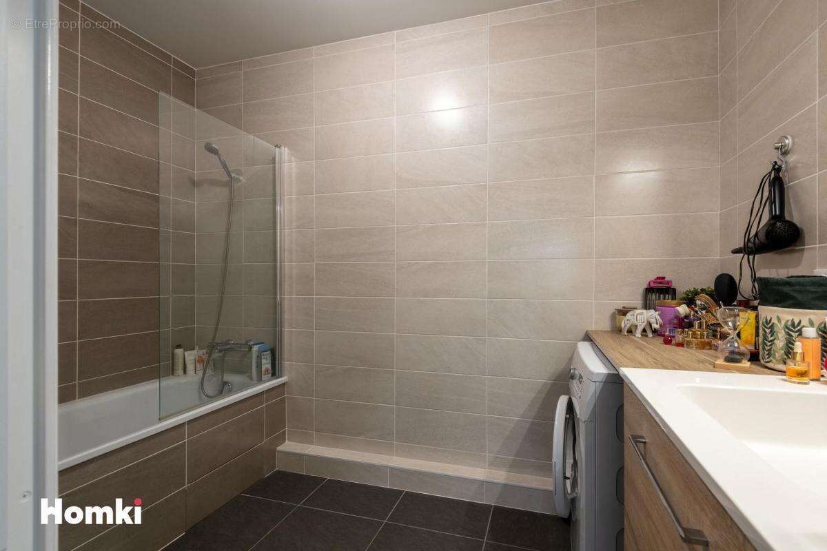 Appartement à LYON-9E