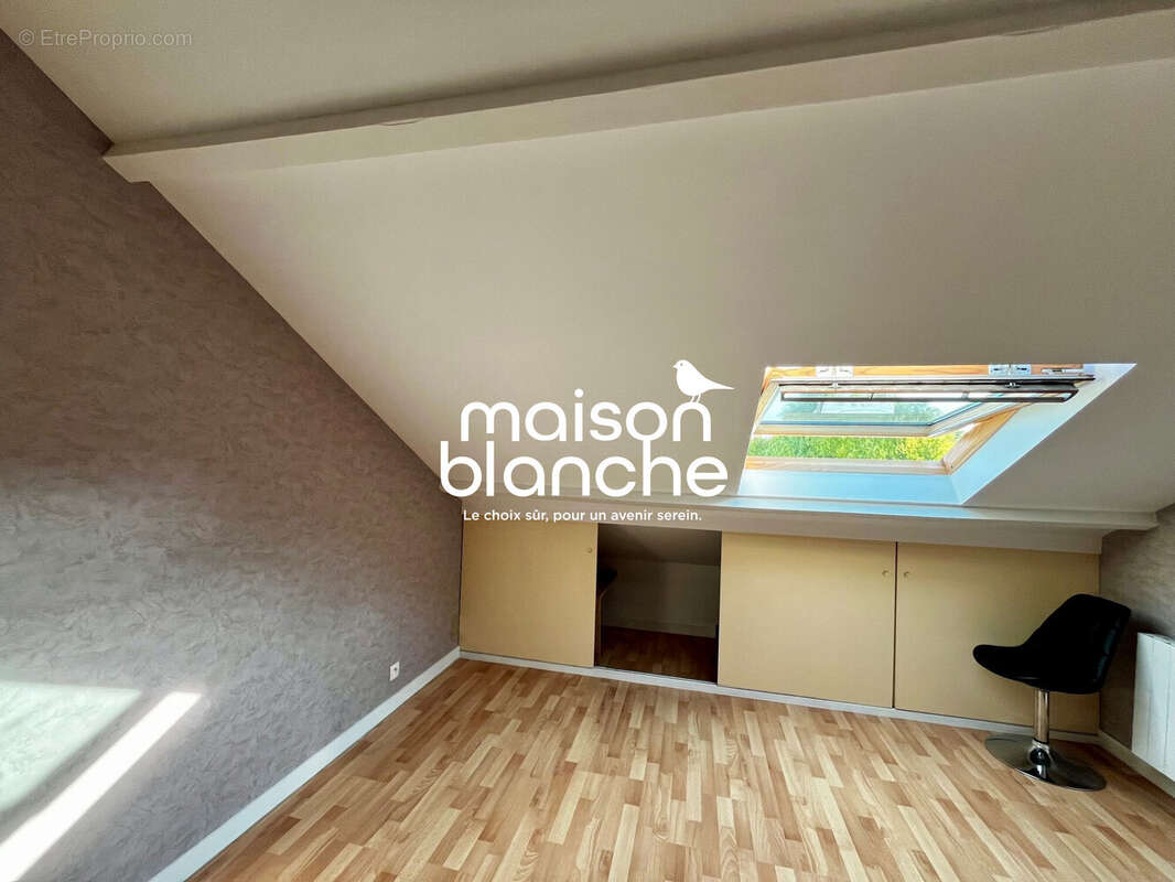 Maison à LES PONTS-DE-CE