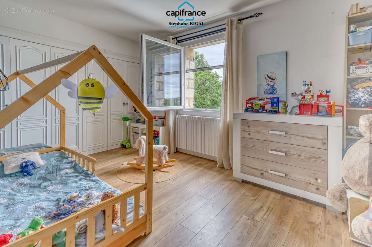 Propriete à vendre 5 pièces PUJOLS (47) Maison de 135m2 sur 6144m2 de terrain et piscine - photo 20
