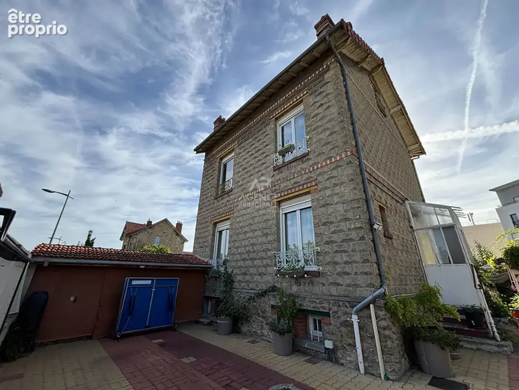 Photo Maison à Saint-Ouen-L'aumone au prix de 367 000€