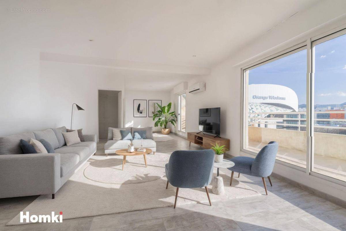 Appartement à MARSEILLE-8E