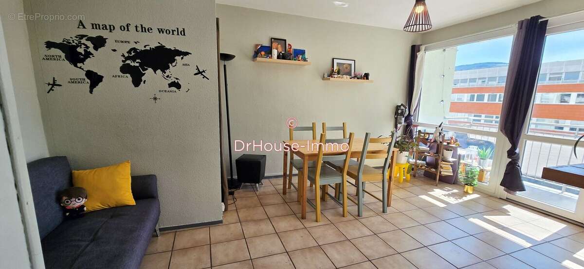 Appartement à SAINT-ETIENNE