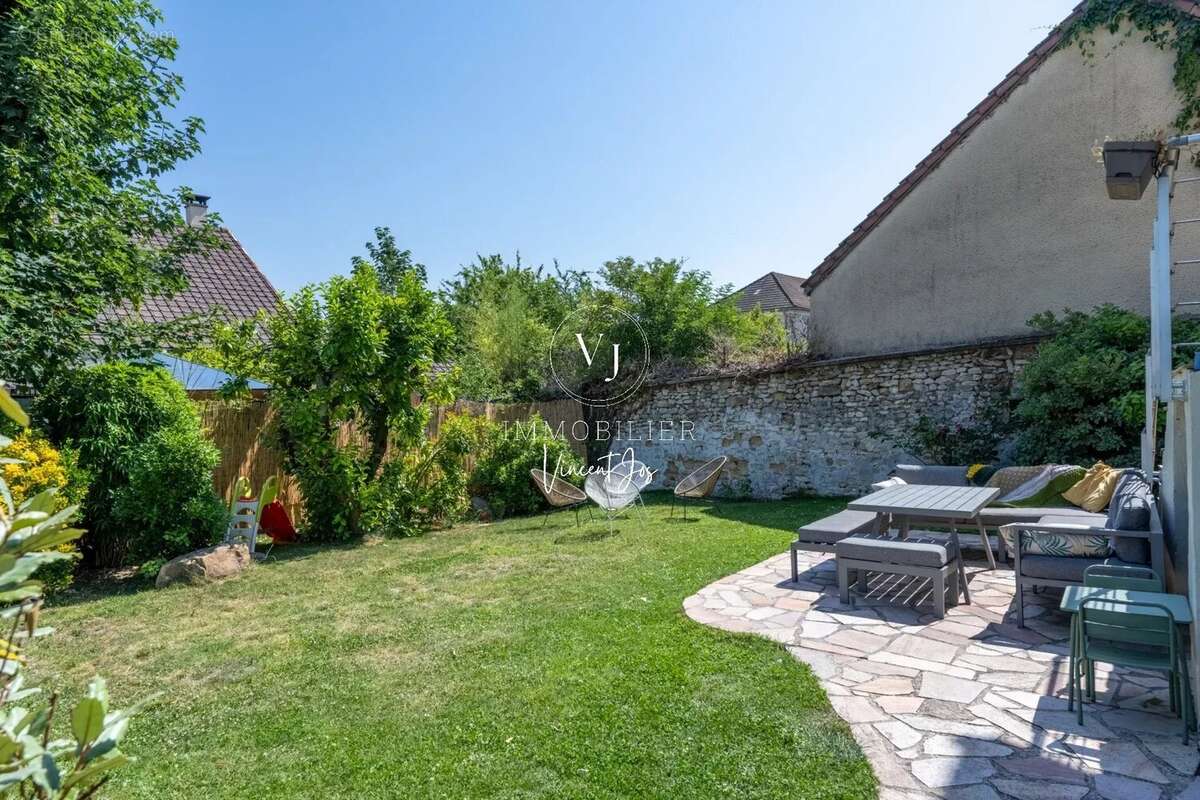 Maison à EPONE