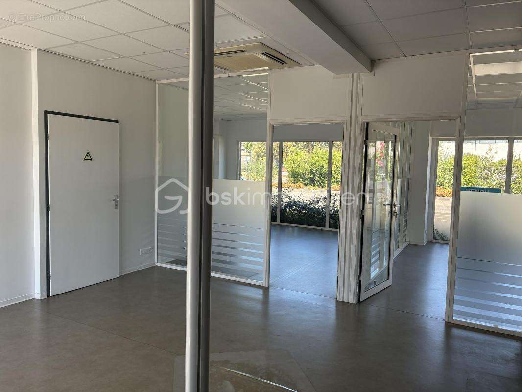 Local commercial/bureaux - photo 4