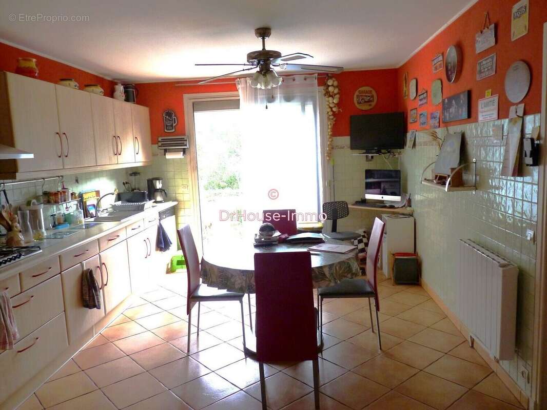 Commerce 126 m² à Foix  - photo 62