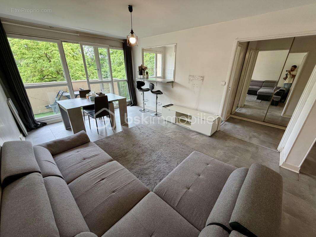 Appartement f3 71m2 avec balcon + cave + parking - photo 4