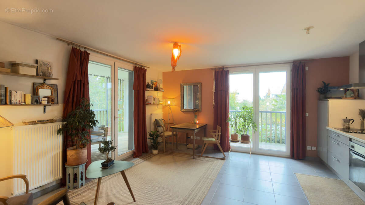 Appartement à CHENS-SUR-LEMAN