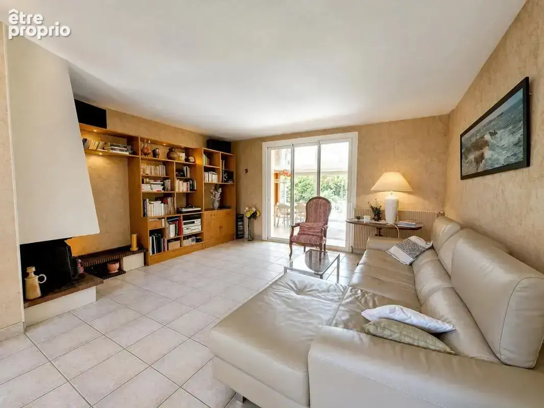 Maison de 6 pièces de 125 m² à Cholet - photo 5