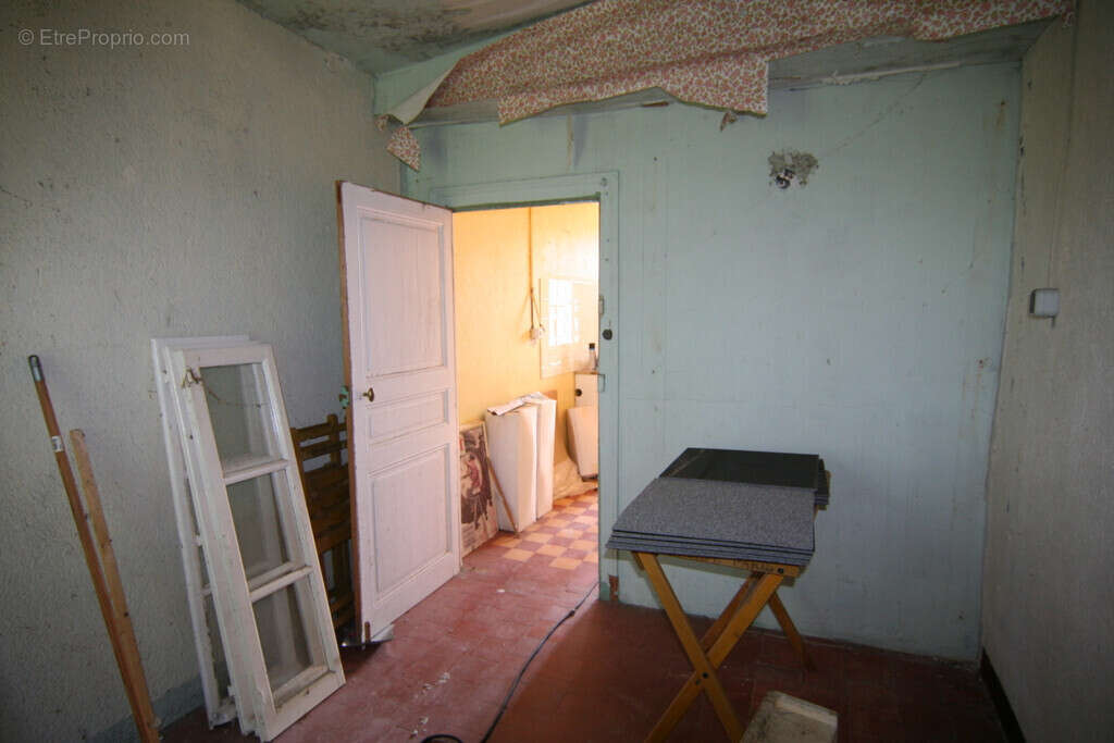 Maison à CHARBONNAT