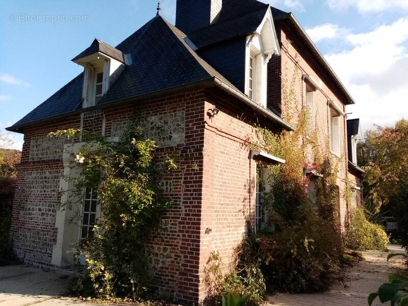 Maison à CANY-BARVILLE