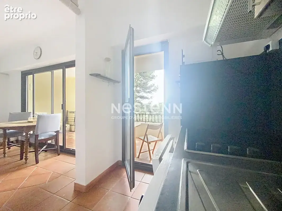 Mougins le Haut - 2P - 35m2 -Terrasse- Parking - Cave - Piscine - Tennis - Sud - photo 6