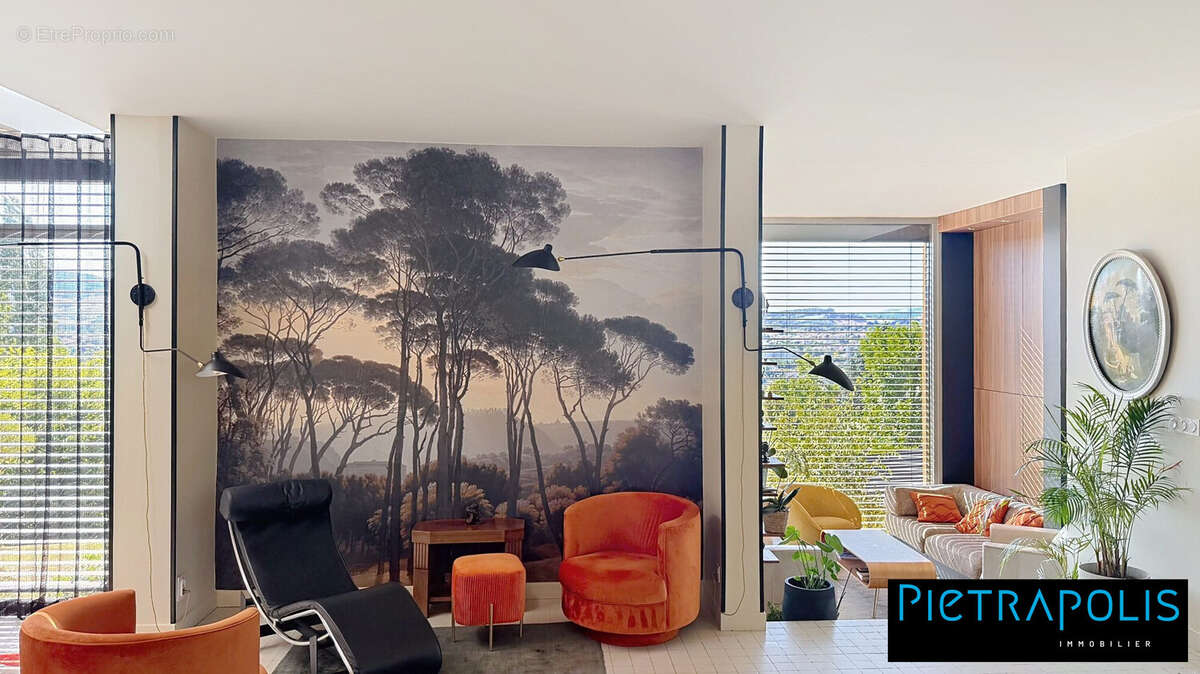 Maison 151 m² à Eveux  - photo 6