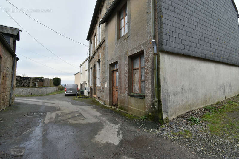 Maison 63 m² à Le Teilleul  - photo 13