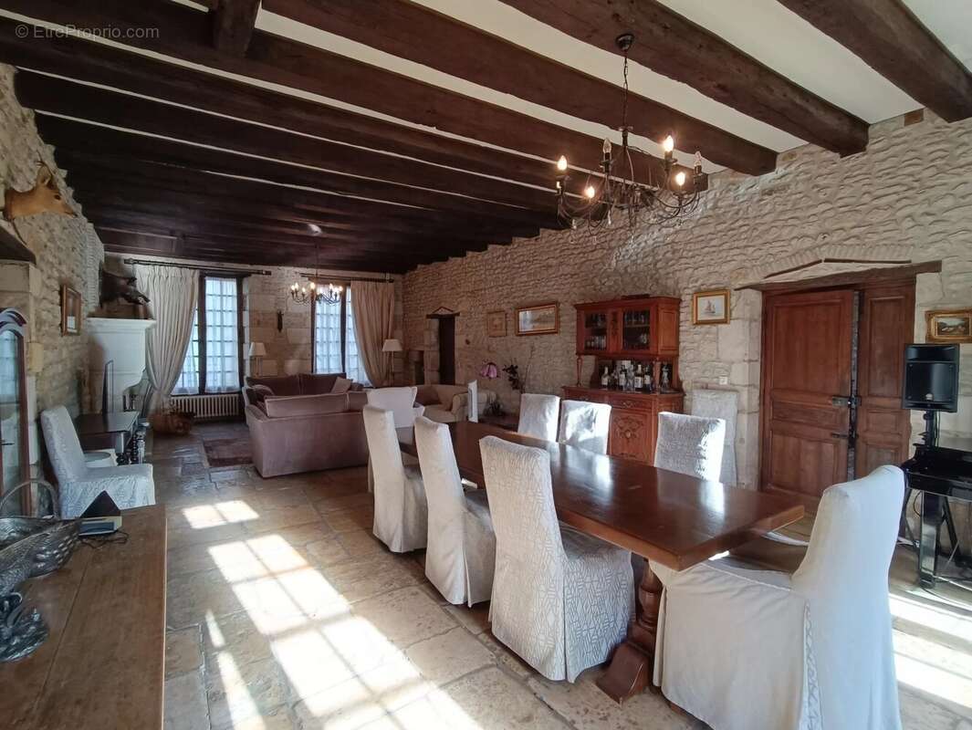 Maison à CIVRAY