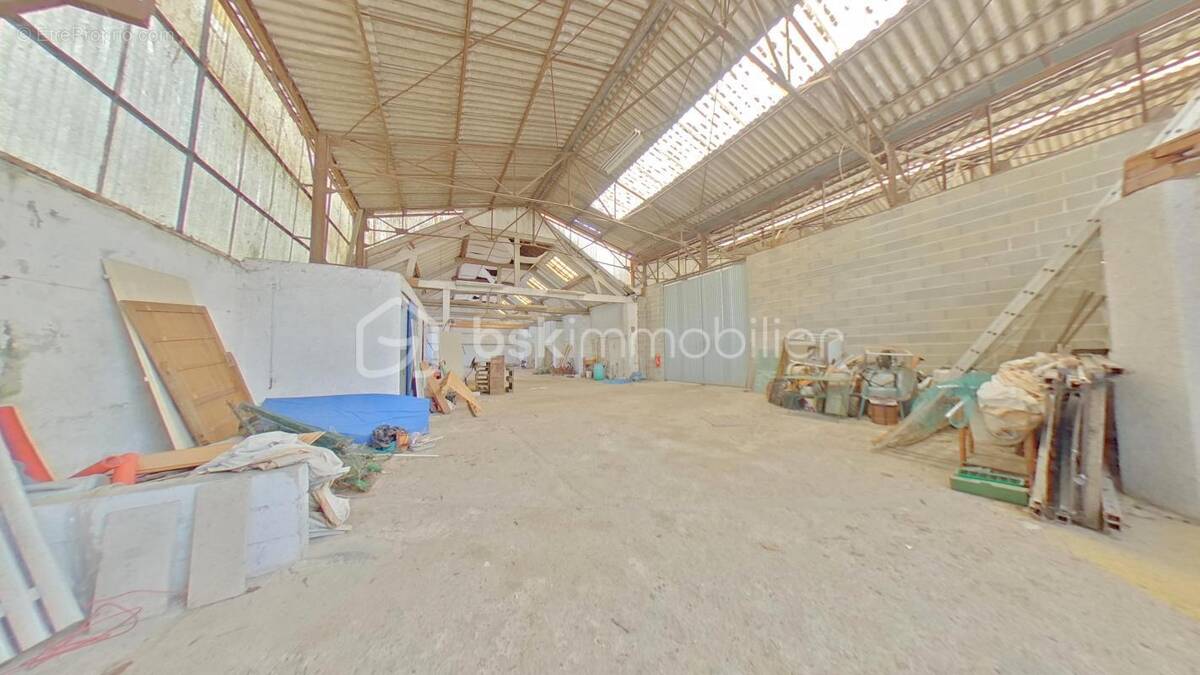 Parking à BRAY-SUR-SEINE