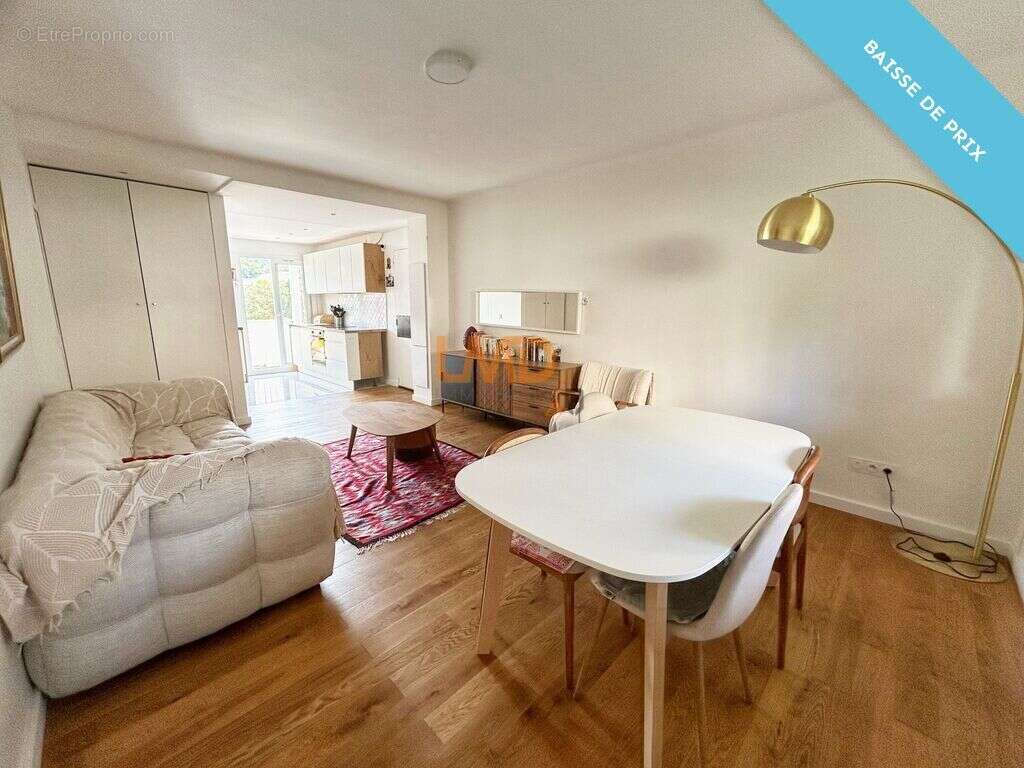 Appartement à MARSEILLE-7E