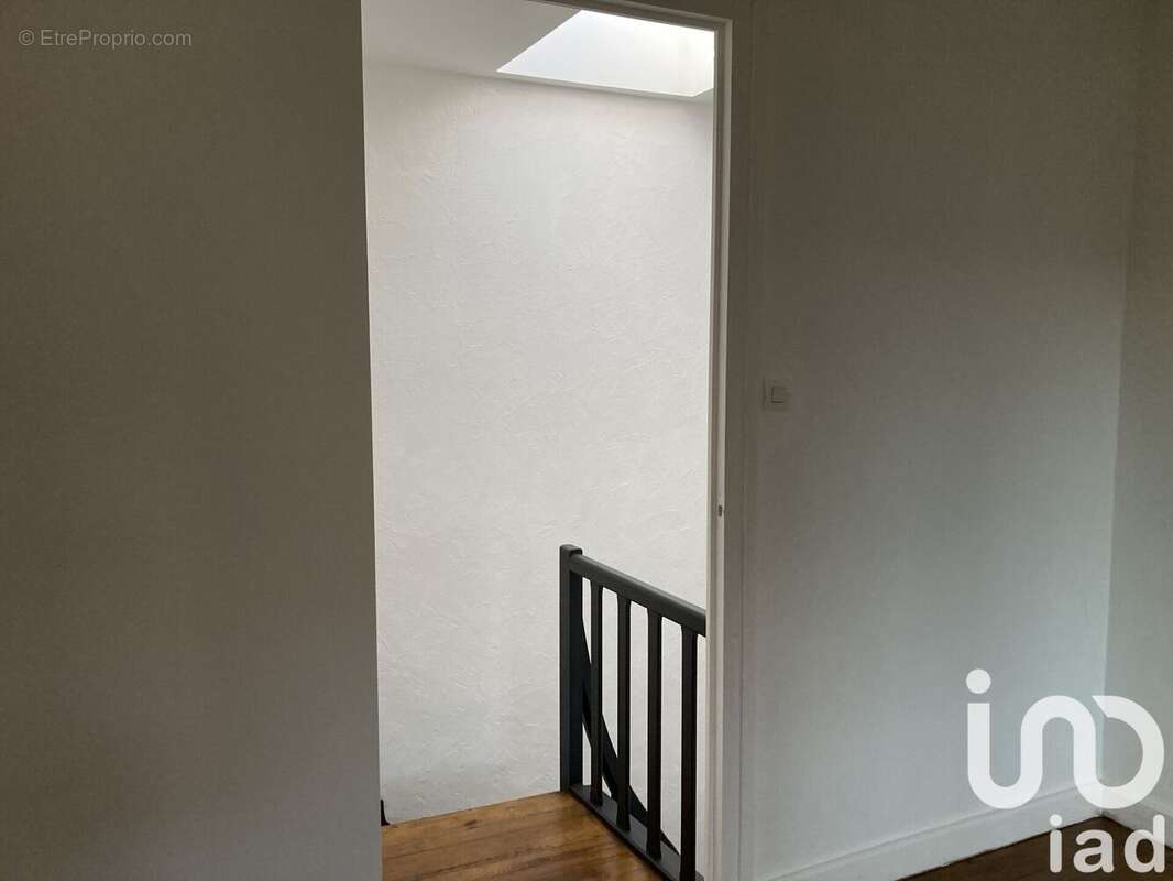 Photo 6 - Maison à PANISSIERES