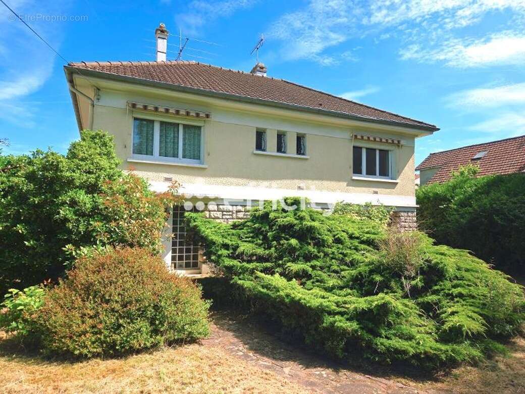 Maison à CONFLANS-SAINTE-HONORINE