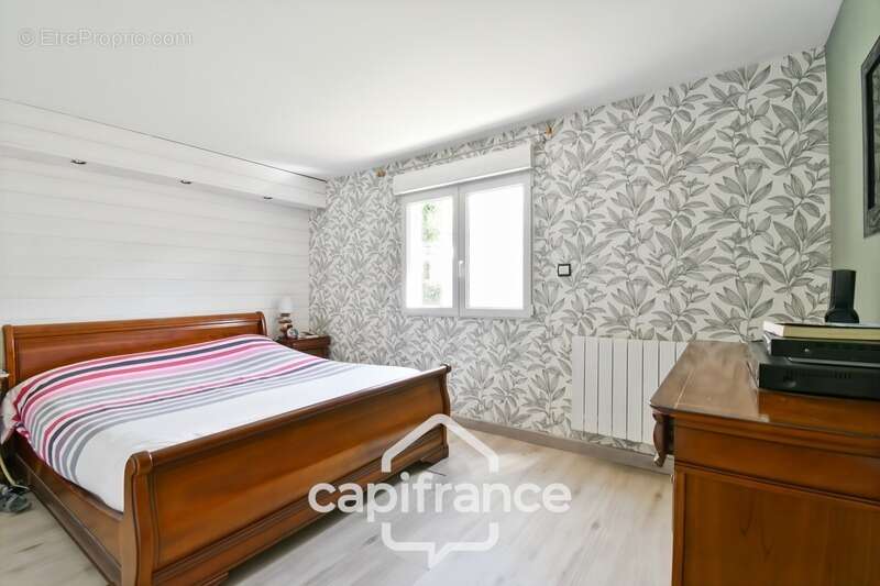 Maison à vendre 5 pièces TORXE (17) avec jardin clos de 1000m², garage et atelier - photo 20