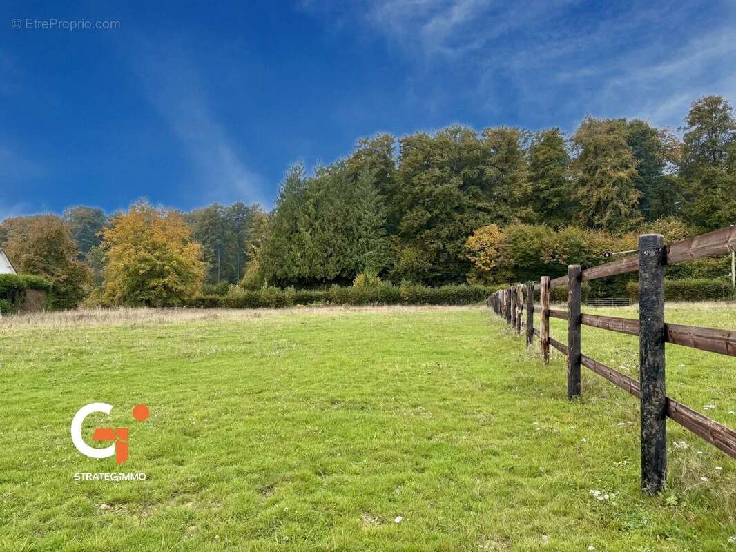 Maison à LA FEUILLIE