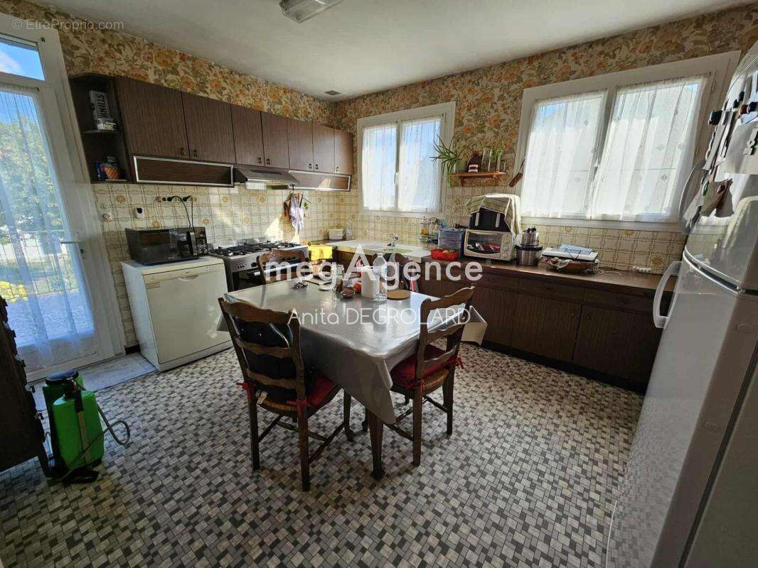 Maison spacieuse - proximite centre ville - la roche sur yon - photo 2