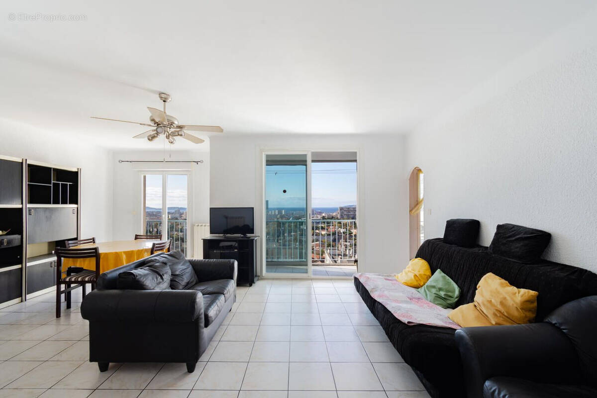 Appartement à MARSEILLE-14E