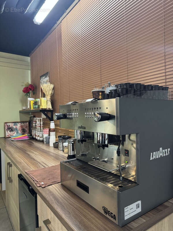 Photo 5 - Commerce à SAINT-LEU