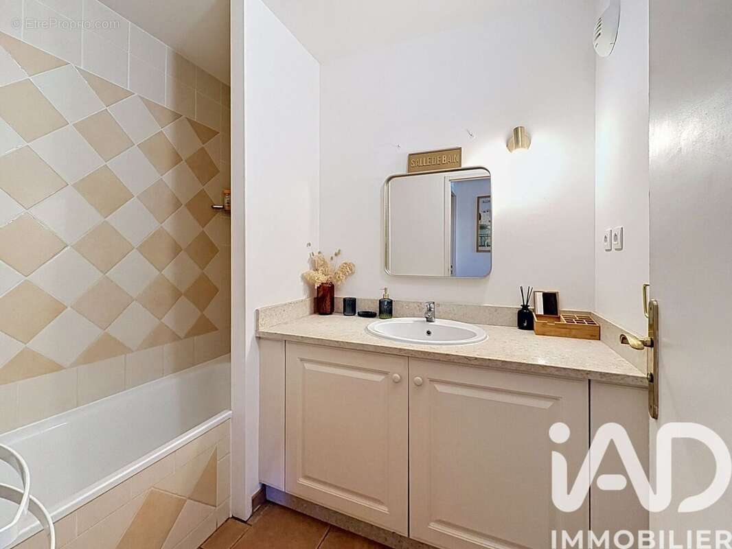Photo 9 - Appartement à SAUMANE-DE-VAUCLUSE