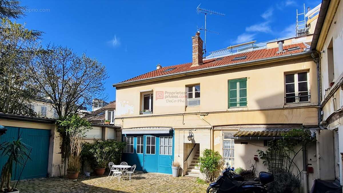 Appartement à VERSAILLES