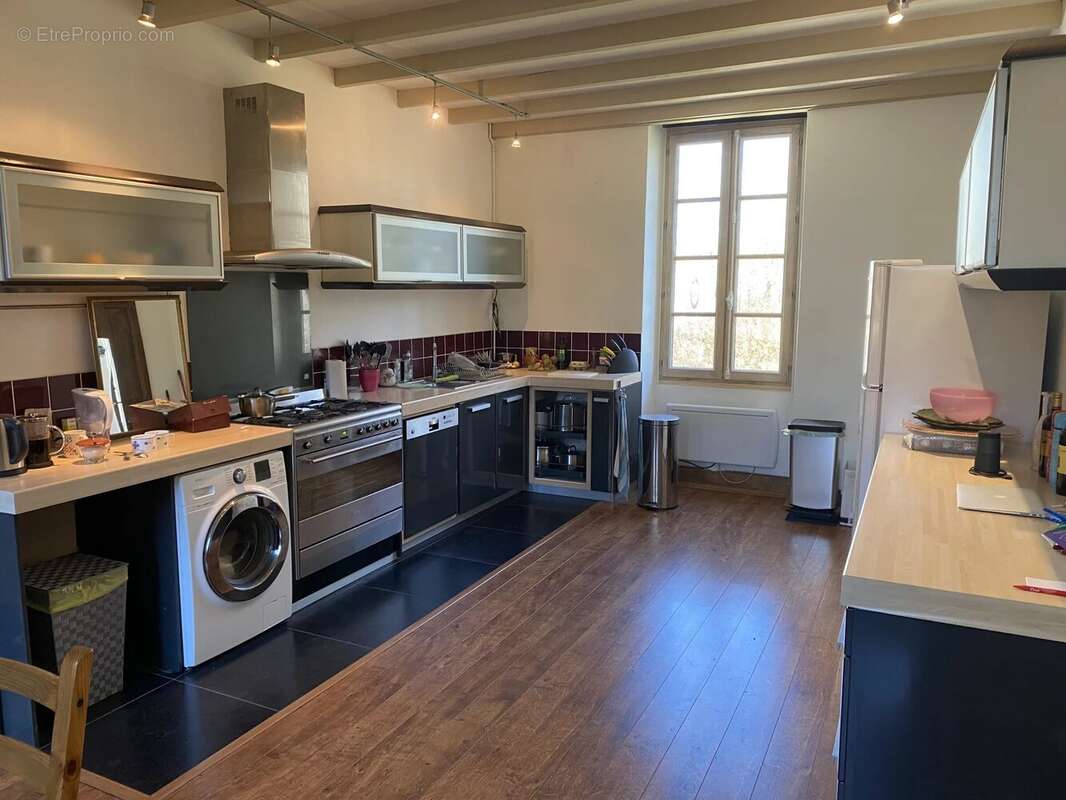 Maison à BARBEZIEUX-SAINT-HILAIRE