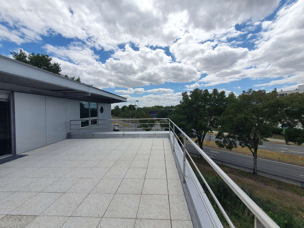 Commerce à BORDEAUX