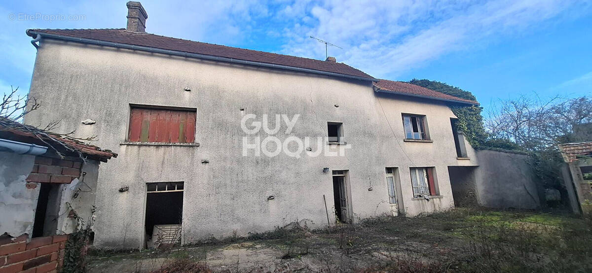 Maison à MEZIERES-SUR-SEINE