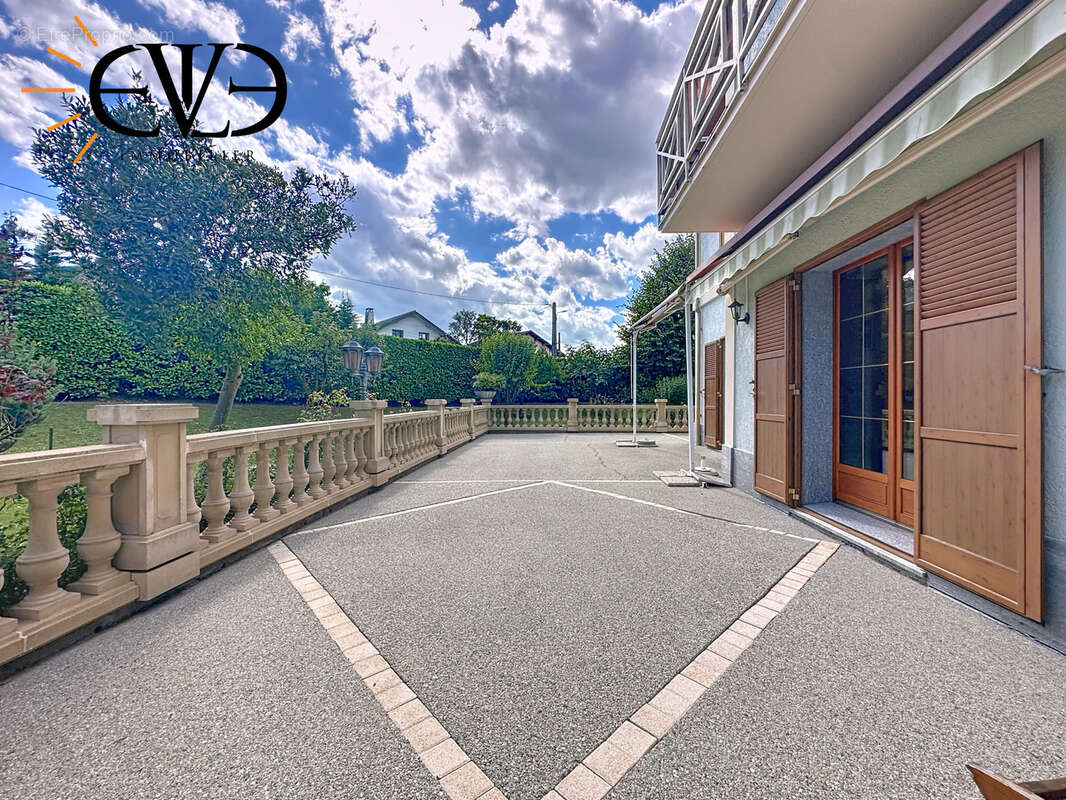 Maison à SAINT-JULIEN-EN-GENEVOIS