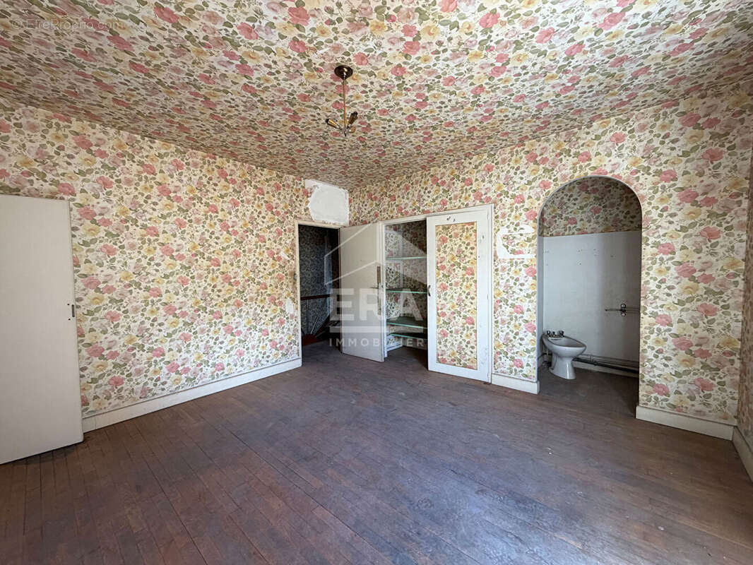 Maison Arthes 8 pièces 200 m2 - photo 5