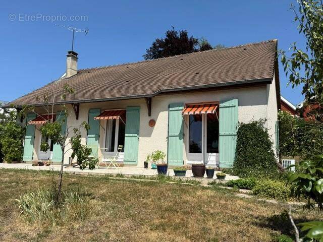 Maison à BERNAY